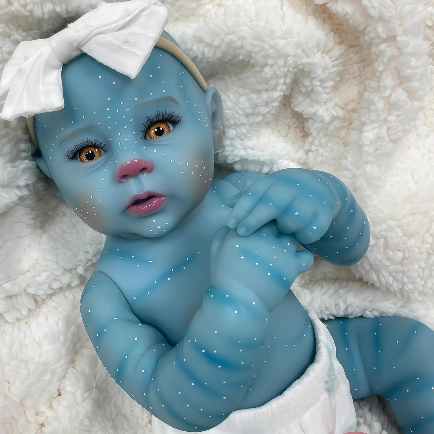 20 Inch Reborn Baby Doll with Blue Skin, Lifelike Newborn Doll Realistic Brown Eyes with Soft Vinly Body, Real Life Baby Dolls Toy Christmas for Kids Age 3  , Glow in The Dark