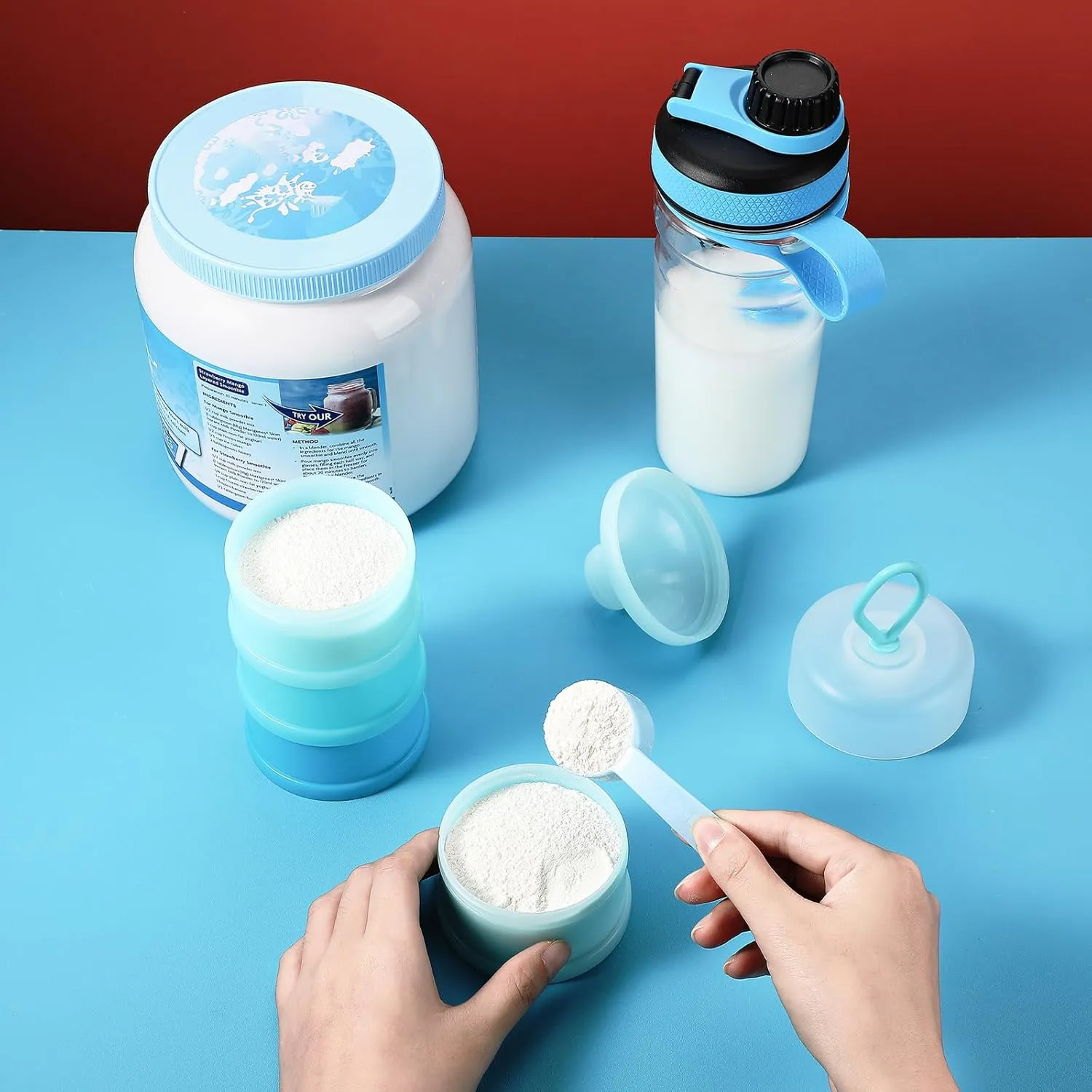 Baderke 2 Pcs Protein Powder Container with Funnels Stand, 4 Stackable Leakproof Protein Powder Dispenser, Portable Keychain Powder Container for Workout, Fitness, Travel(Blue)