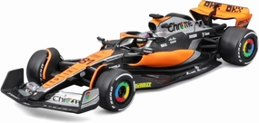 Bburago F1 McLaren MCL60 British 2023 | Oscar Piastri 81 with Showcase and Driver - Miniature Model Car Gift Alloy Pressure ABS Collectible Scale 1:43