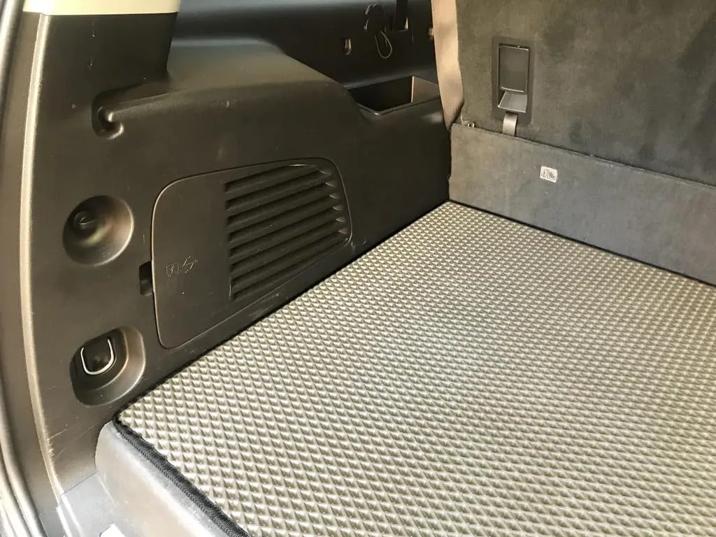 Custom Fit Cargo Trunk Mat for Chevrolet Suburban/GMC Yukon XL 2015—2020 - Heavy-Duty Boot Liner Tray (Beige)