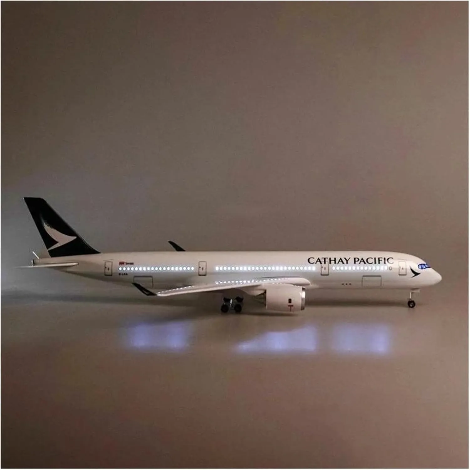 Diecast Plane Model 1:142 Scale for A350 Die-Casting Aircraft Model with LED Light for Collectible (with Light)
