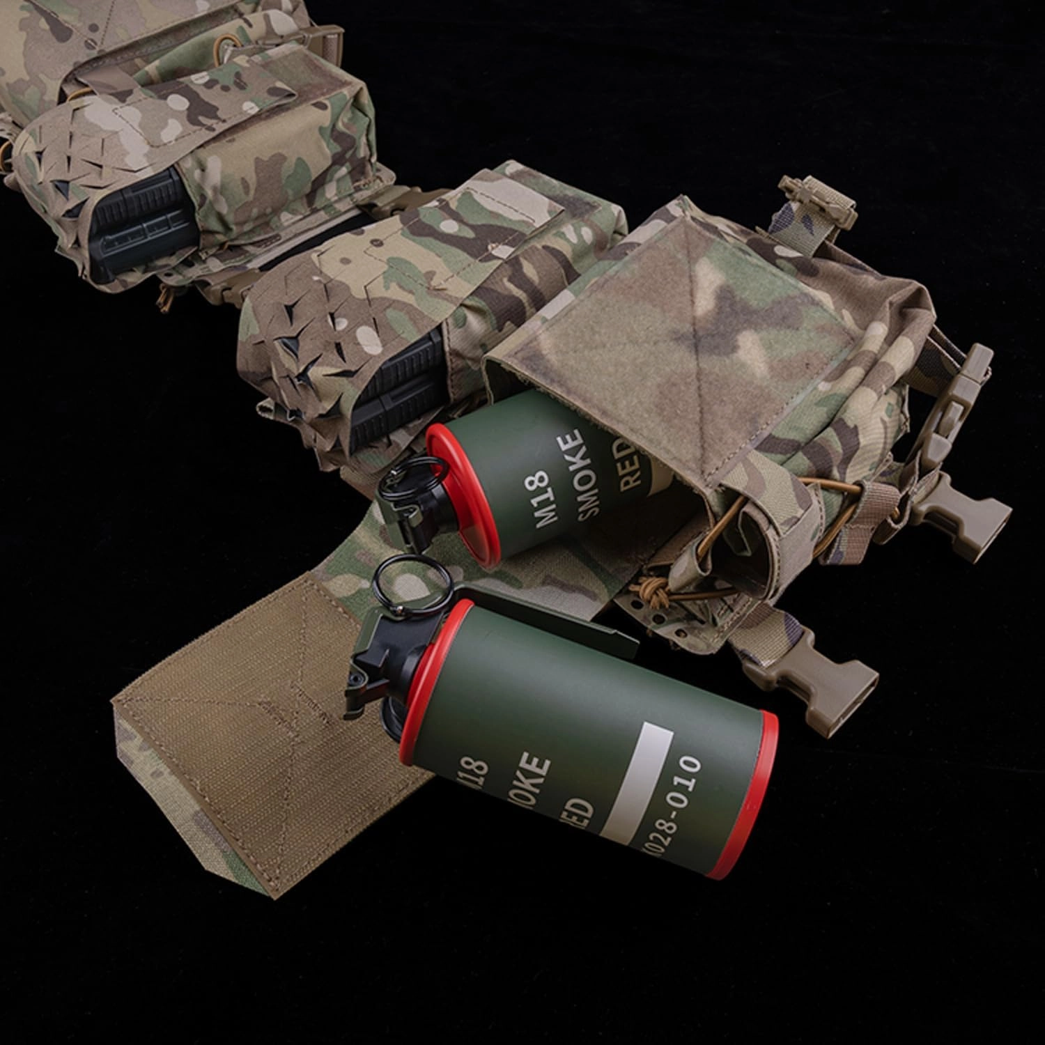 Dummy Grenade Toy Model Plastic Grenades CS Airsoft Tactical Gear Accessories for Army Fans Cosplay Movie Props Outdoor