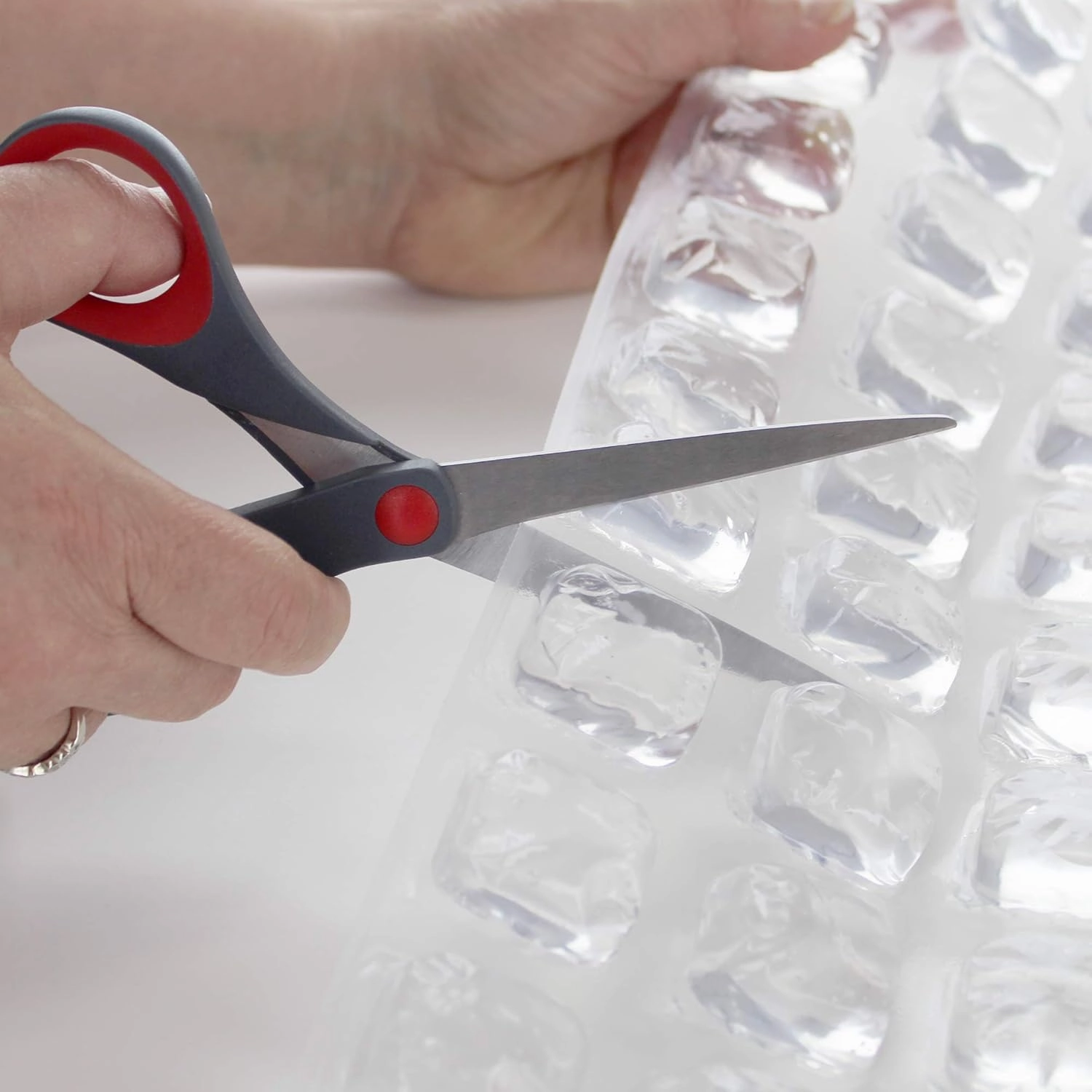 FlexiFreeze Ice Sheets, 88 Cube refreezable Flexible Chemical-Free, 12 Pack
