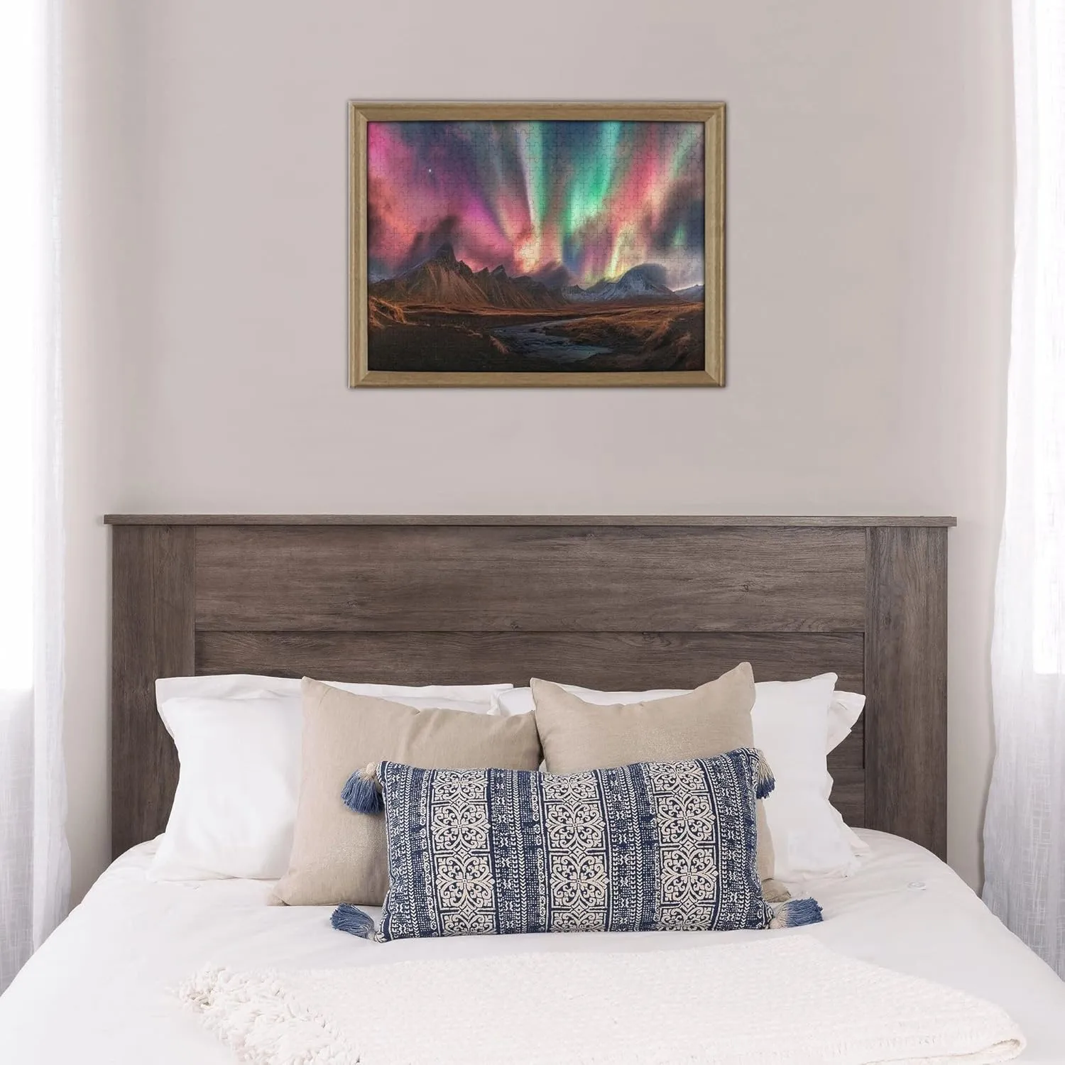 Gorgeous Polar Aurora 500 Pcs Wooden Jigsaw Puzzles,Enjoy The Puzzle Solving Process,Suitable for Family Entertainment Activities,Modern Art Scenery Adults Puzzle for Home Wall Decor