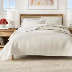 Great Bay Home Full/Queen Quilt Bedding Set, 3-Piece Lightweight Summer Channel Stitch Quilt Set with Shams, Ultra Soft Cream Bedspreads, Quilted Bedding Coverlets for All Seasons
