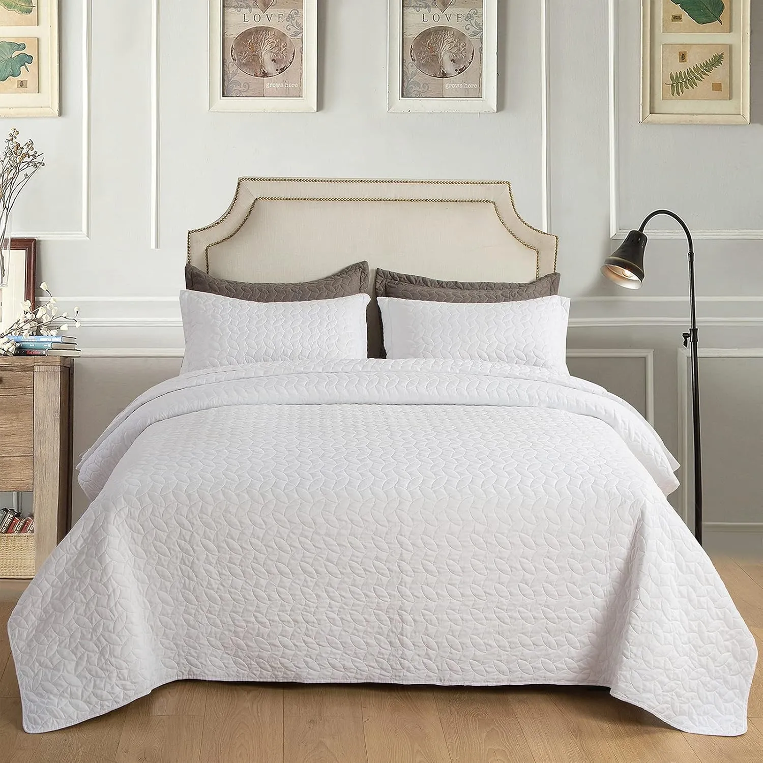 Hygge Hush Summer Quilt Set, Twin Size Pure White Leaves Pattern 2 Pieces Quilt Set, Oversized Modern Style Bedspread Set for All Season (1 Quilt & 1 Pillow Shams)