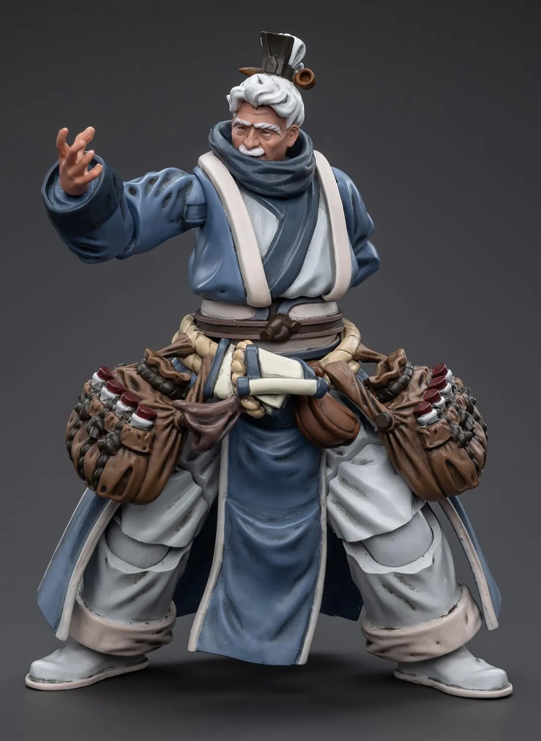 JOYTOY Action Figure Dark Source-Jiang Hu Great Master of Zongshi Tomb Yunhe Lin 1:18 Scale Collectible with Genuine License