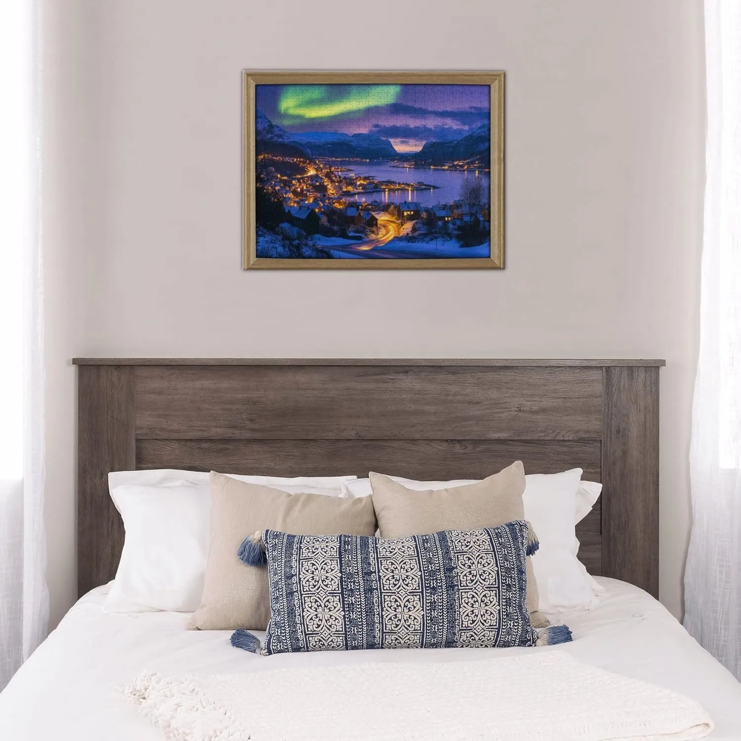 Polar Town and The Aurora Borealis 500 Piece Puzzle for Adults,Stunning Artwork,Enchanting Scenery Wooden Jigsaw Puzzles,Great for Relaxation and Display for Puzzle Enthusiast
