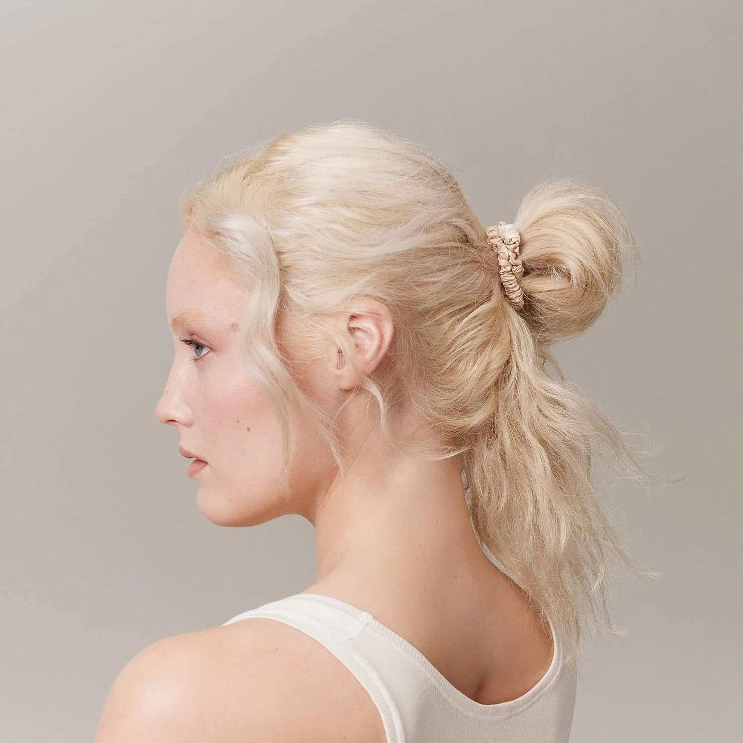slip Silk Skinny Scrunchies - Blonde | Set of 4 Skinny Scrunchies | 100% Mulberry Silk, Anti-Crease, Gentle on Hair, Reduces Breakage | Stylish, Durable, Ideal for All Hair Types