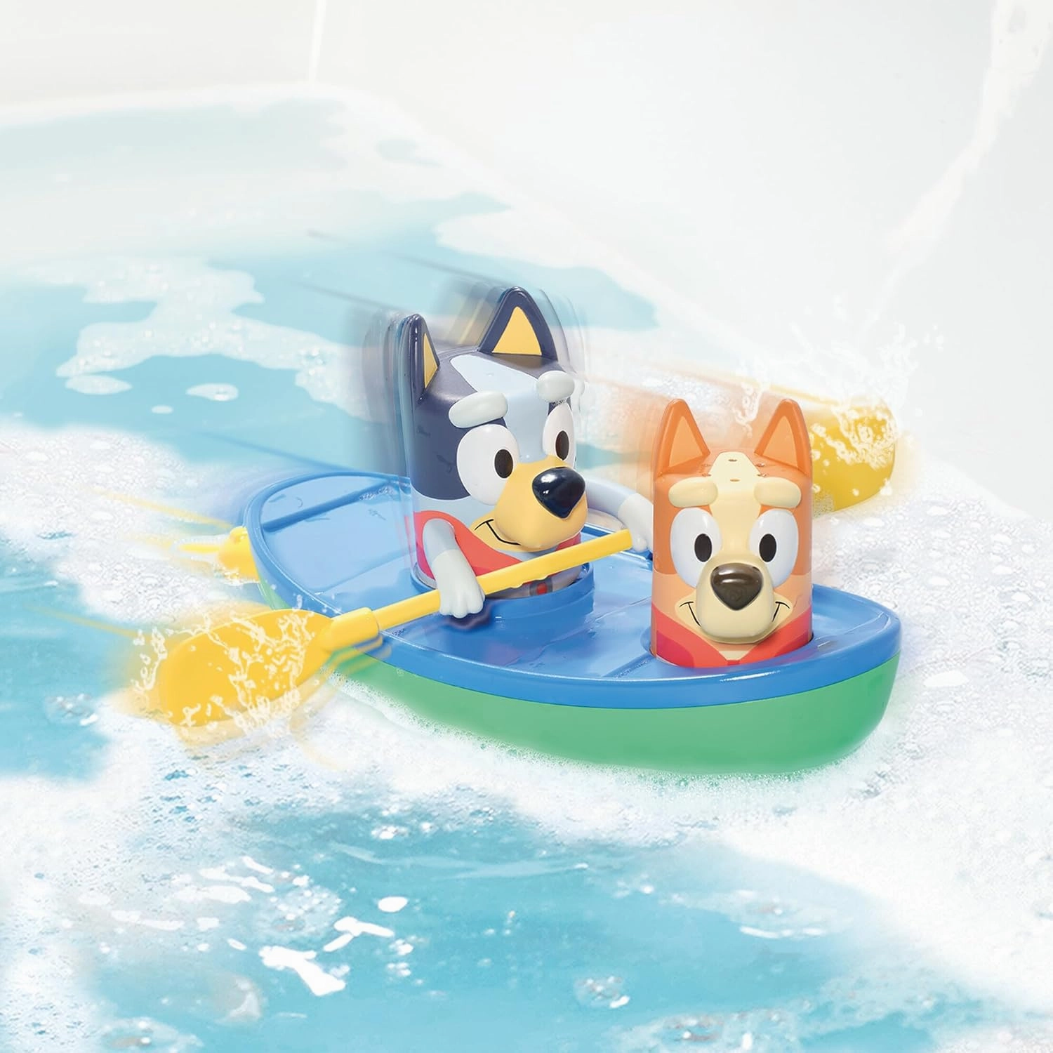TOMY Toomies Bluey Pull and Go Canoe - Pull String Helps Bluey Paddle Through Water - Includes Bingo Bath Toy Pourer - Bluey Toys for Bath - Ages 18 Months and Up