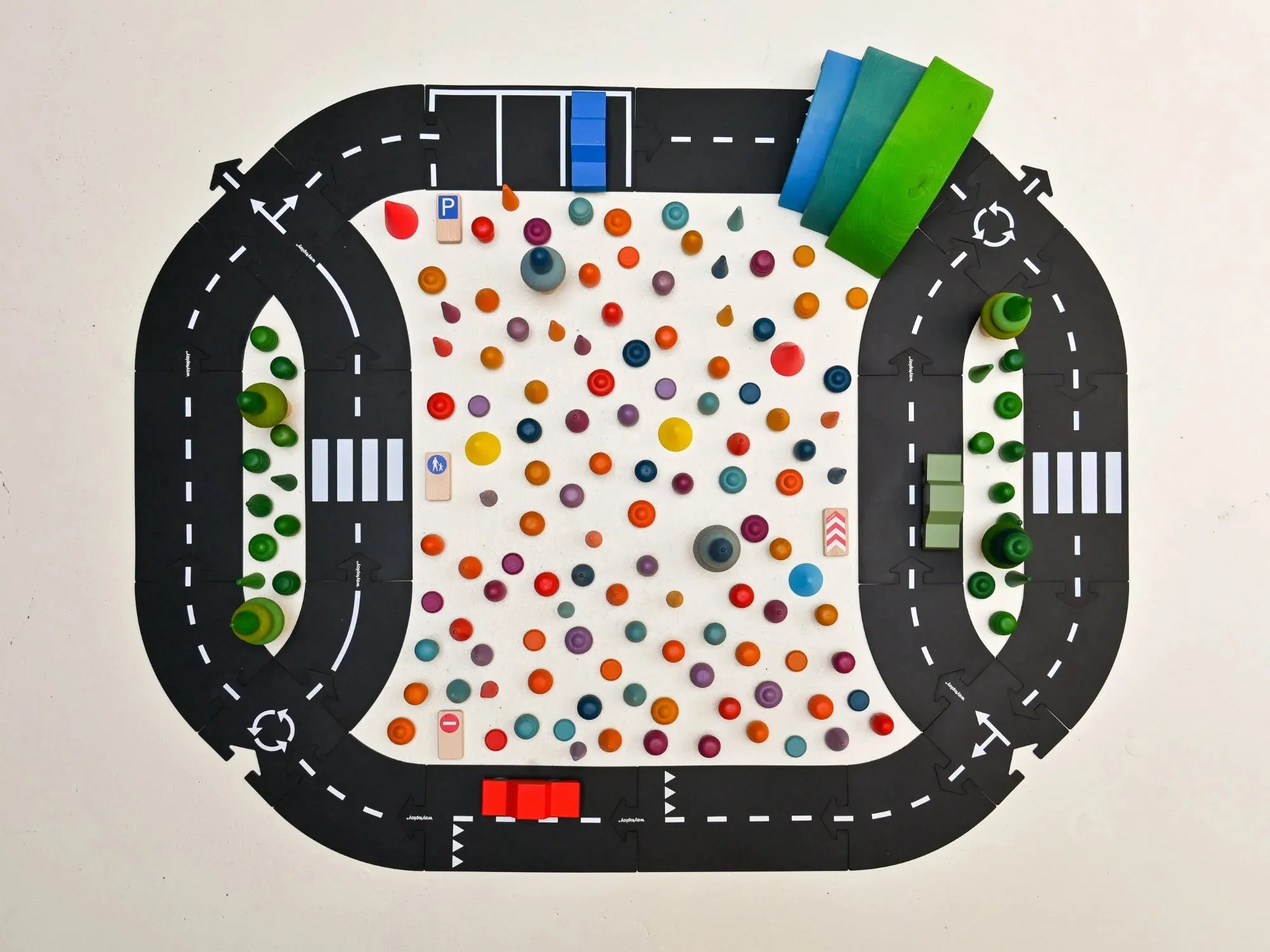 WaytoPlay New Highway CAR EDITION 24 Piece   1 Car Best Seller 3yrs 